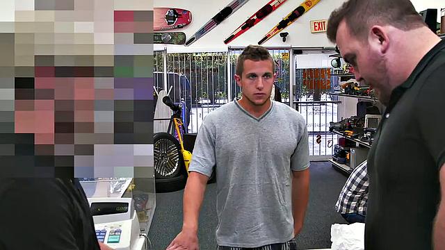 Amateur stud fucked in pawnshop office after BJ