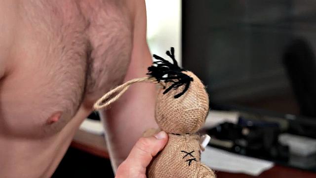 Musled Jock pounded in doggystyle by his BF on desk