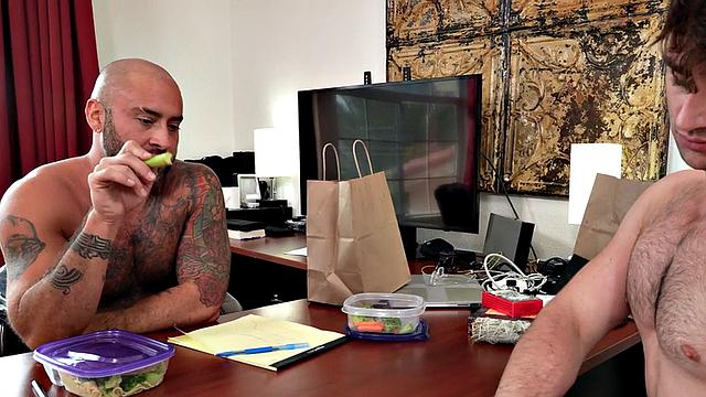 Musled Jock pounded in doggystyle by his BF on desk