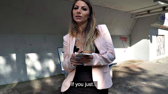 Public amateur MILF fucked outdoor for cash by BBC dude