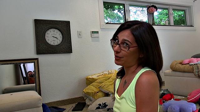 Latina cutie with small tits gets her trimmed pussy pounded in POV while wearing glasses and a big cock in the bathroom