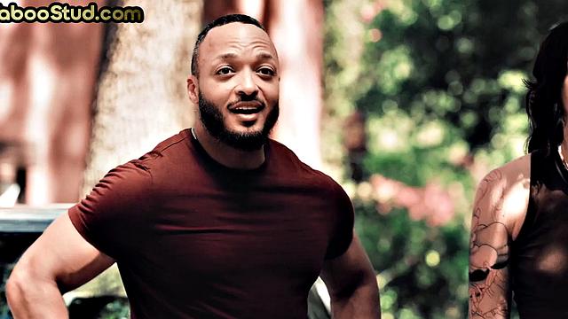 Outdoor gay stepbrother barebacked by athletic stud