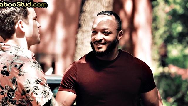 Outdoor gay stepbrother barebacked by athletic stud