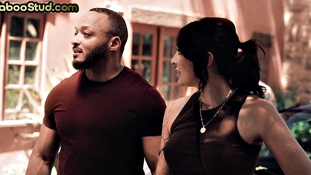 Outdoor gay stepbrother barebacked by athletic stud