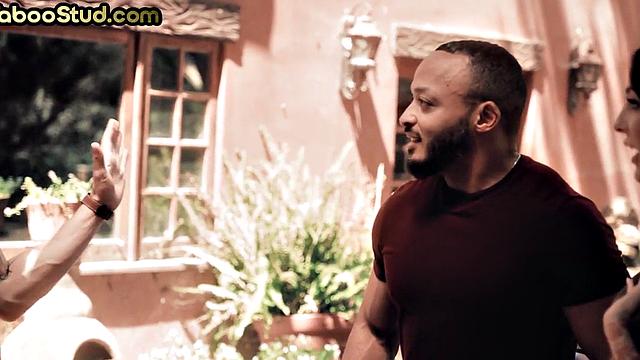 Outdoor gay stepbrother barebacked by athletic stud