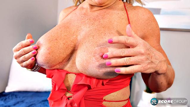 Big-titted 59-year-old Lana Lee shows what you want to fuck