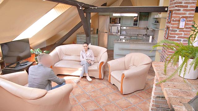 HUNT4K. To go home guy agrees to allow wife to get nailed by a stranger