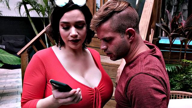 Brooklyn Springvalley: Busty Booty Call