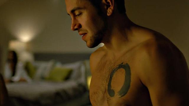 похотливая сводная сестра в чулках трахается раком