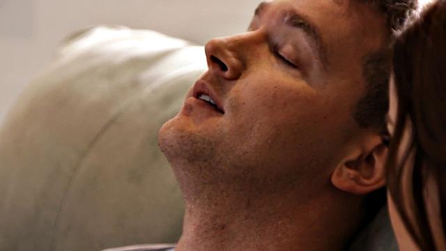 Brunette girlfriend fucks her boyfriend doggystyle before kissing him on the couch