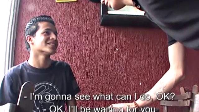 William meets Walter and invites him to his studio. There, he asks the Latin if he would like to model for him. Walter agrees and he is soon naked in front of William's camera.