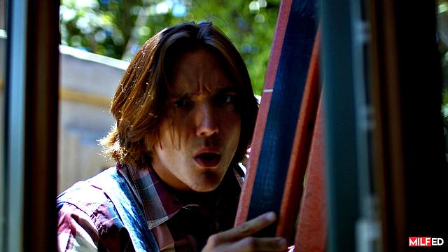 Cable Guy Plugs MILF