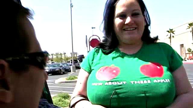 Busty BBW Glory Foxx Showing Her Goods