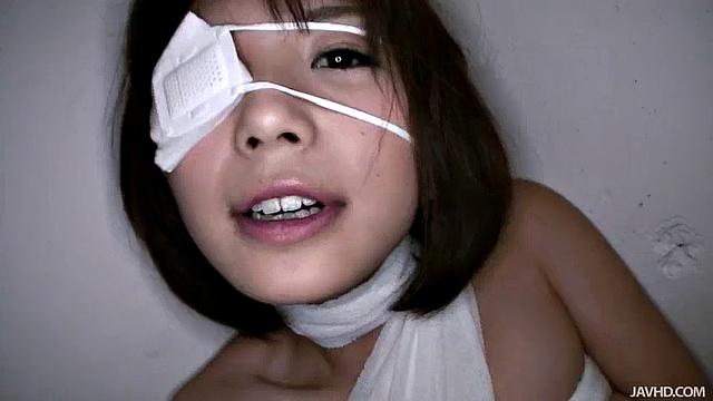 天然爆乳怪我ドルあずみん