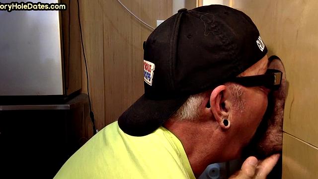 Gloryhole DILF deepthroats real cock of his neighbor