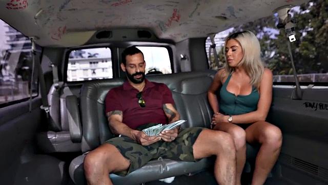 Str8 jock paid to fuck gay ass in outdoor van