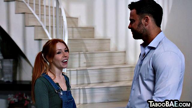 Petite horny babe cockriding in threesome