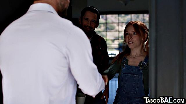 Petite horny babe cockriding in threesome