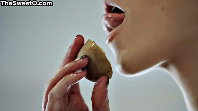 Shorthair horny babe smashed by BF