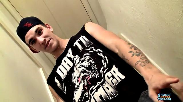 Hung Straight Cherokee Masturbates - Cherokee