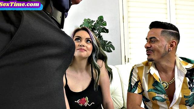 Bisexuals love nympho lady in tight pussy hole.