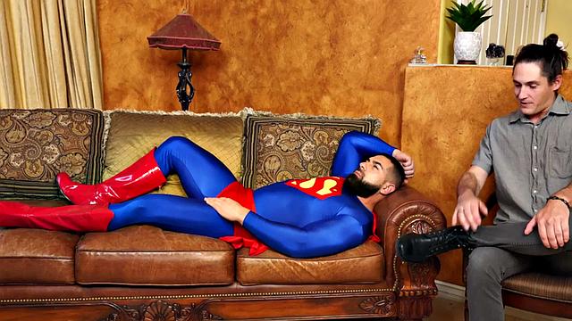 Buff Superman Barebacking Counselor Before Cocksucking