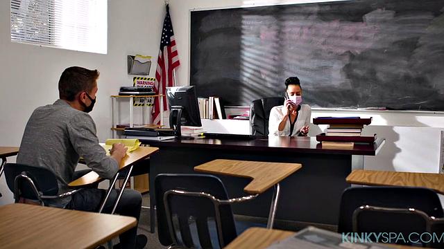 Big tit Texas Patti fucks her student during a massage