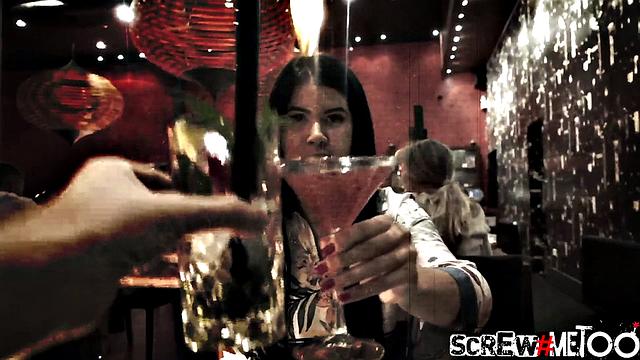 Dee's Lucky Encounter