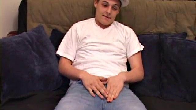 Fresh from another uneventful date with the new girl he's seeing, Gunner takes things in his own hands. Well, mostly. Gunner enjoys a little self time and then indulges his craving for someone else'd.