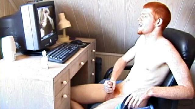 Seated in front of the computer, Tristian pulls out his cock, lubes it up and starts jacking off to the porn video playing. After showing us his butt, and working himself to the edge, Tristian pumps his load onto the computer screen.