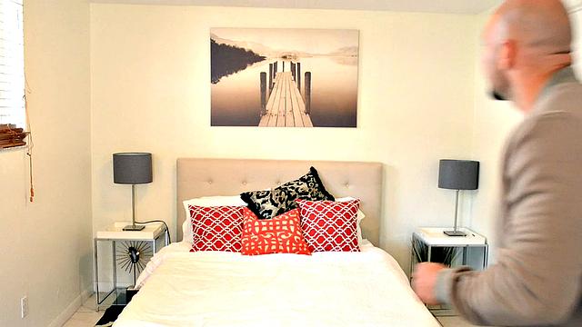 Are you JMac? Bang my ass!