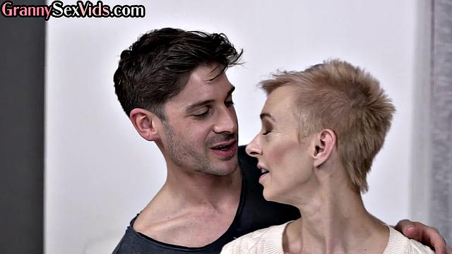 Horny skinny GILF pussyfucked hard