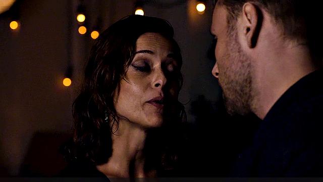 Celebrity beauty Valeria Bilello gets oiled up & showered in steamy bathtub action