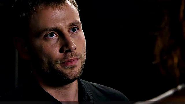 Celebrity beauty Valeria Bilello gets oiled up & showered in steamy bathtub action