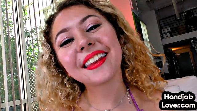 Horny bab pleasing lover