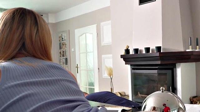 Stunning cock-hungry blonde fucked