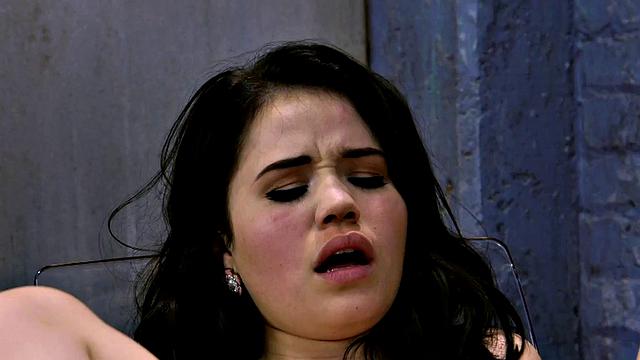 Anal loving Asian babe gets her ass toyed by MILF