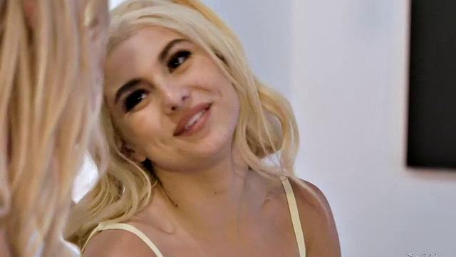 Lez bae seduces perverted lez b4 eating her pussy out