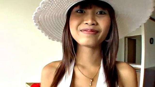 Yaya's Asian Girls Wild