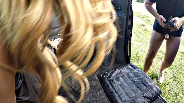 Posh Totty Pussy Pound