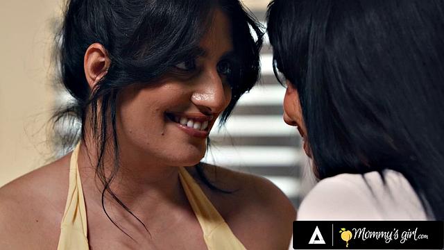 Сара Arabic и Little Puck: когда коробка с сюрпризом превращается в марафон для зрелых кисок, а масло тут не для салата - кто-нибудь скажите этим двум, что доставка закончилась давно?