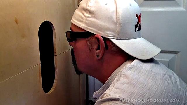 Gloryhole Suck Off With Guy And His 3 Day Load