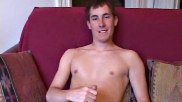 Kiefer Foxx Cooking His Meat