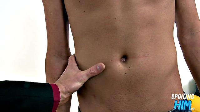 Horny jock gives head at audition