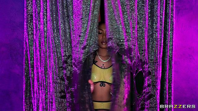 She Likes To Slide & Glide