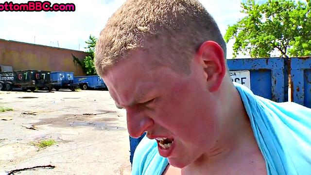 Amateur Nubian stud fucked outdoors after pickup