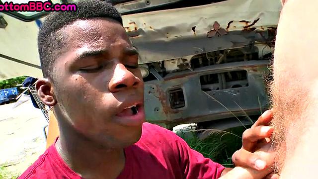 Amateur Nubian stud fucked outdoors after pickup