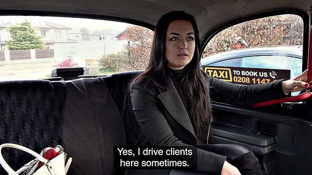 Kinky brunette dancer gives a VIP dance to lucky dude in a car