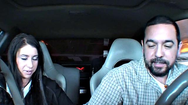 уитни стивенс сосёт и трахается на диване