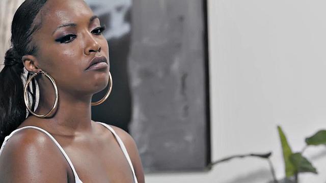 Ebony babes enjoy mouthjizzed 3way fuck with black BF